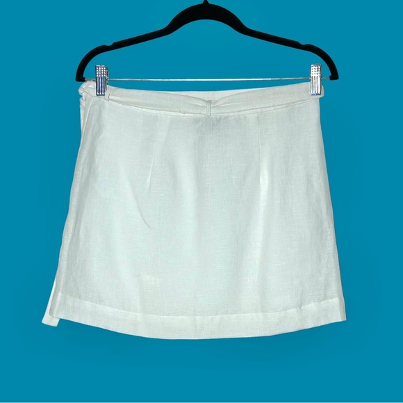 NWT White Wrap Mini Skirt in Linen, Lined, Size 00 - Picture 2 of 11